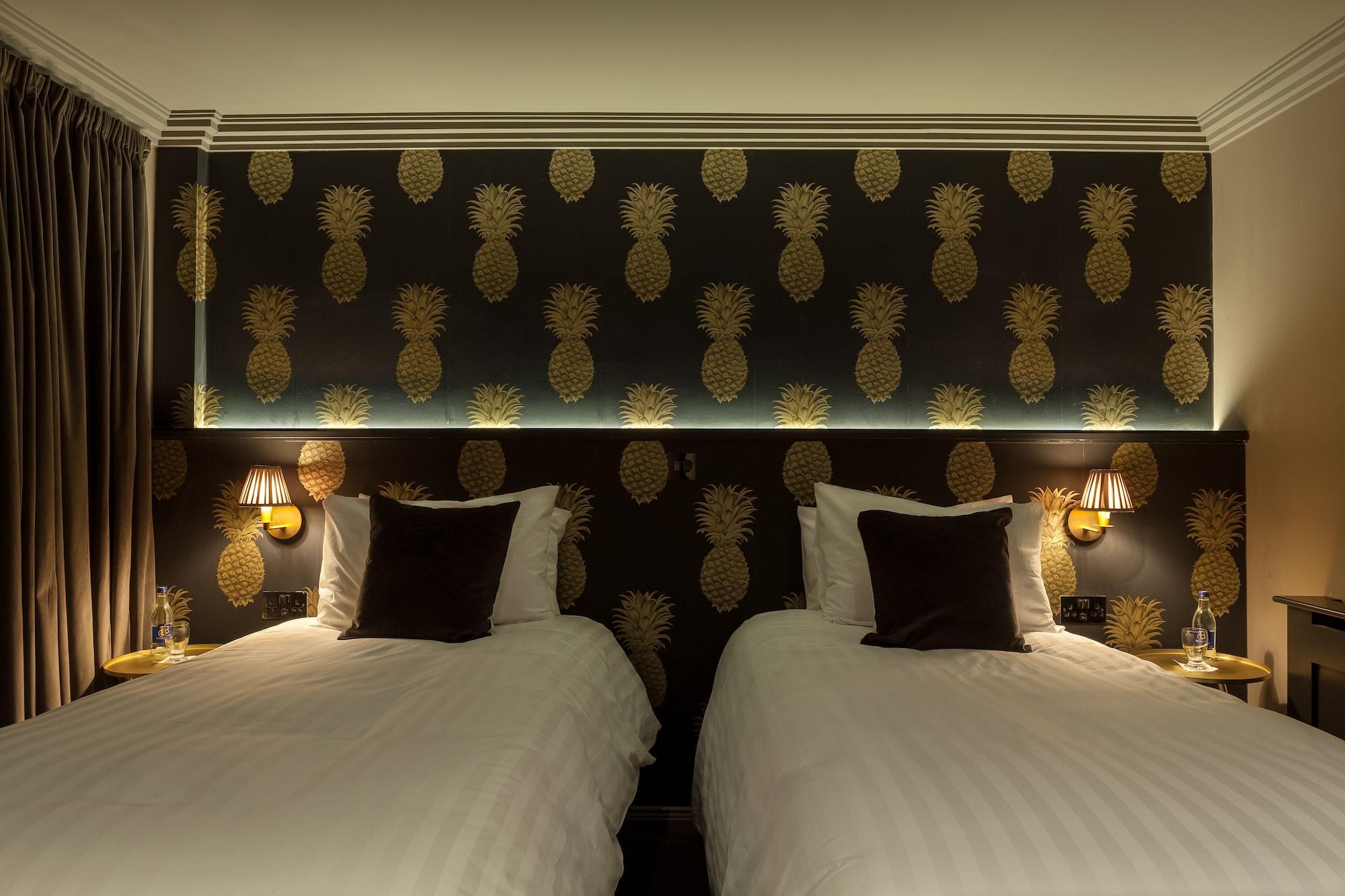 House Belfast Hotel Екстериор снимка