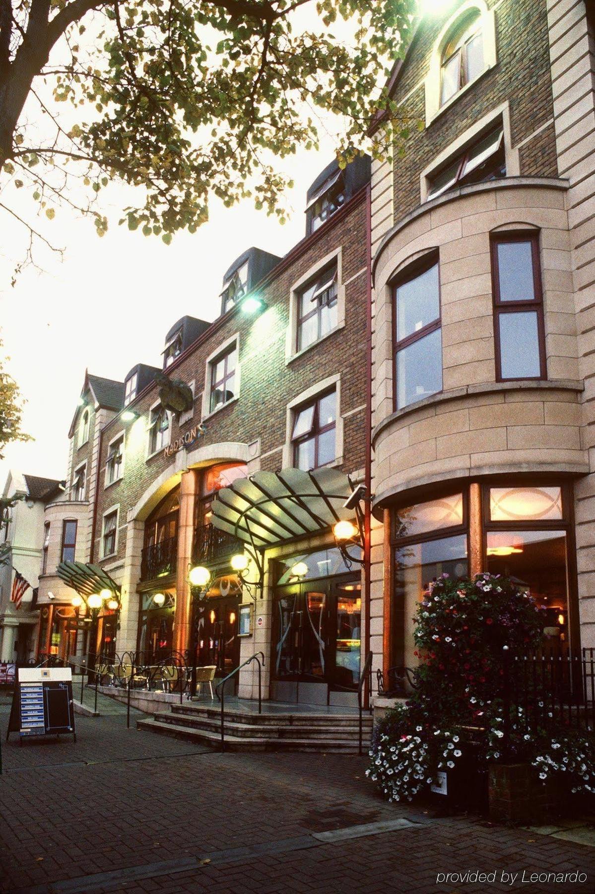 House Belfast Hotel Екстериор снимка